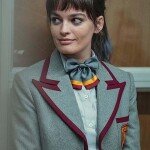 Sex Education S03 Emma Mackey Gray Blazer