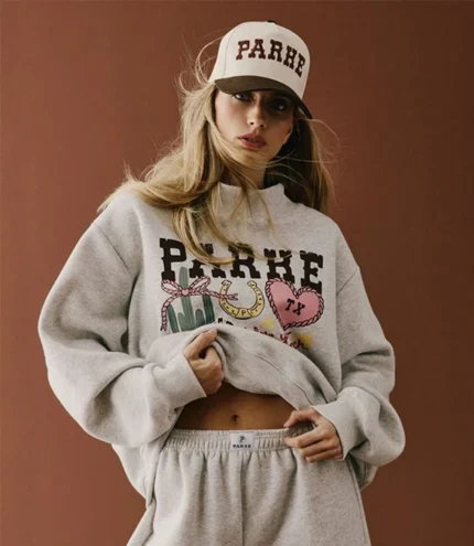 Parke Texas Graphic Mockneck Fleece Sweatshirt in Grey