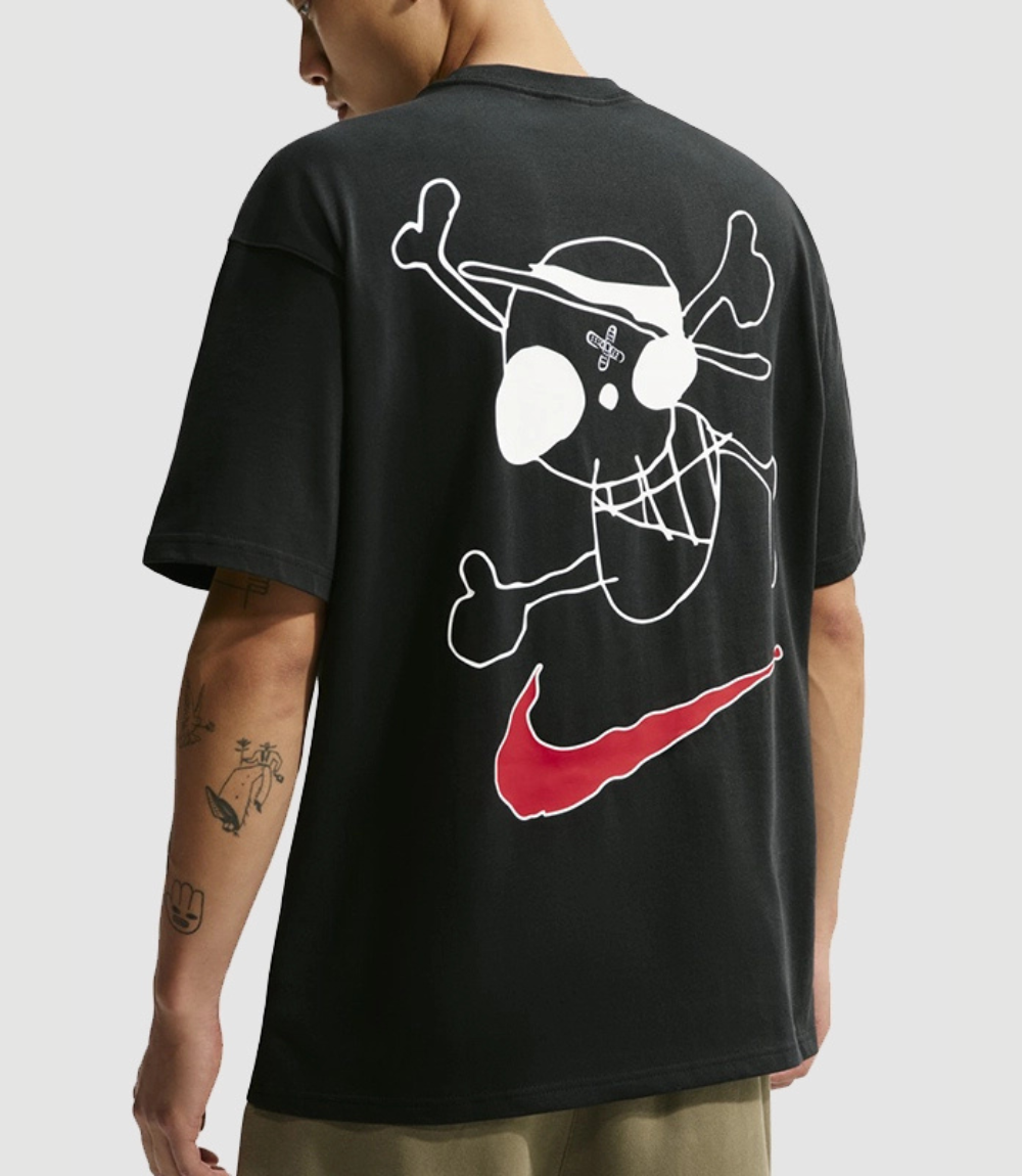 Nike x One Piece Graphic T-Shirt 1 Nike x One Piece Graphic T-Shirt 1
